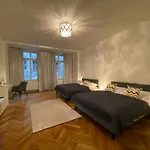 Spacious Apartment On Wenceslas Square